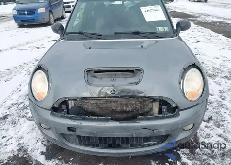 2009 Mini John Cooper Works Clubman z USA, uszkodzony, nr VIN WMWMM93529TF99383